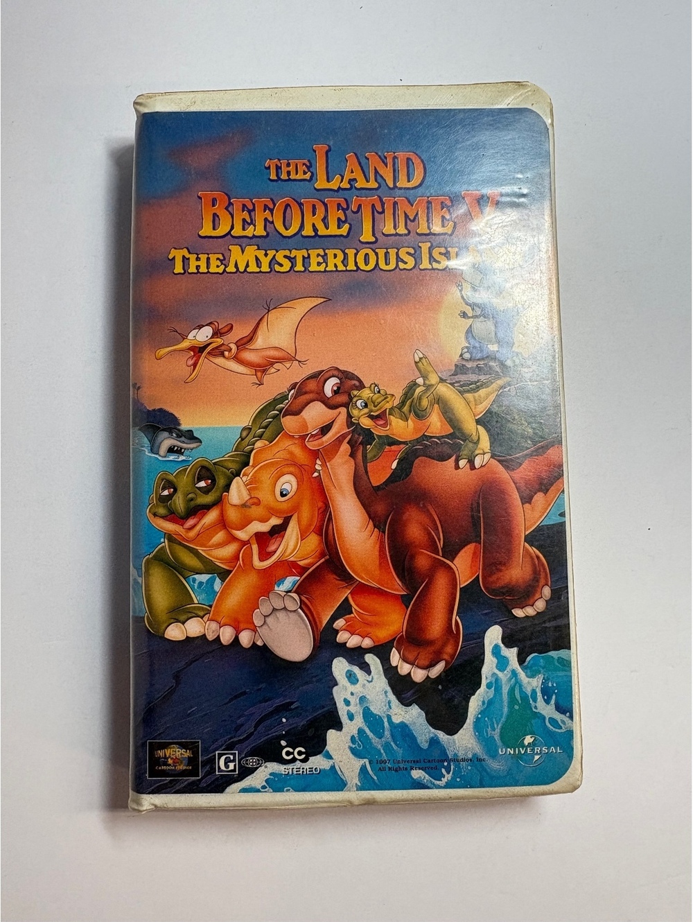 The Land Before Time V The Mysterious Island VHS 1997 Universal Clamshell